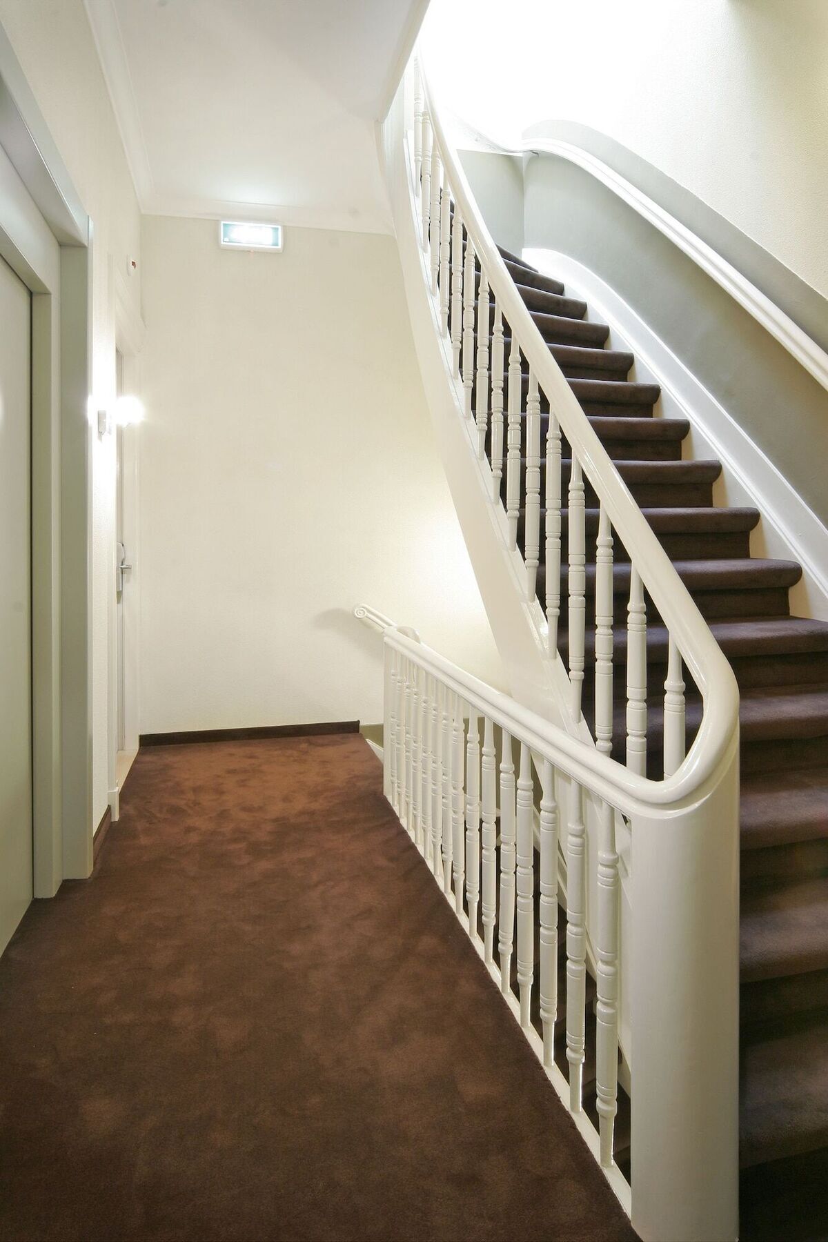 Nova Hotel 4*